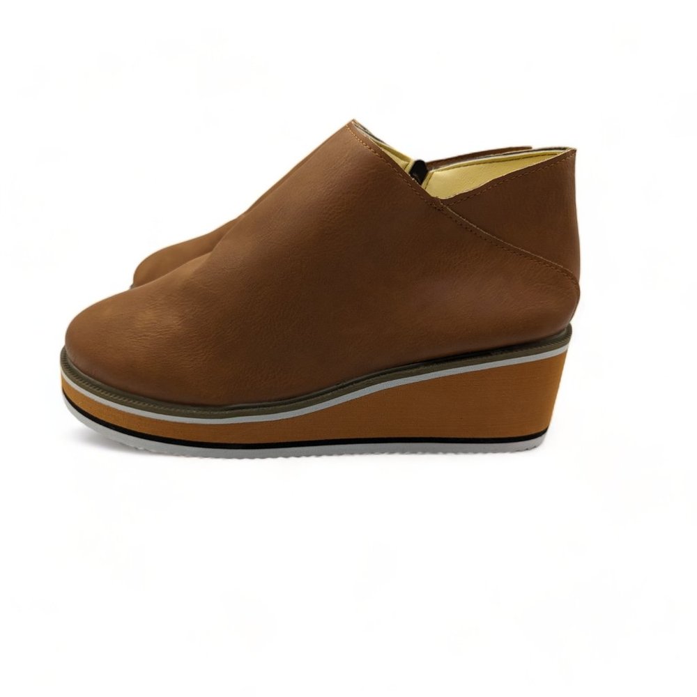 Tan Platform Zip-up Women's Booties Size 8 NEW - Picture 2 of 7